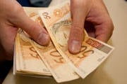 Aposentados e pensionistas já recebem primeira parcela do décimo terceiro