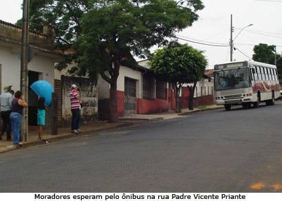 Moradores do Urciano Lemos reclamam do tráfego dos ônibus