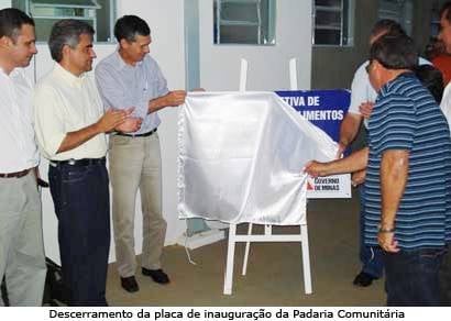 Prefeitura inaugura melhorias e Padaria Comunitária em Itaipu