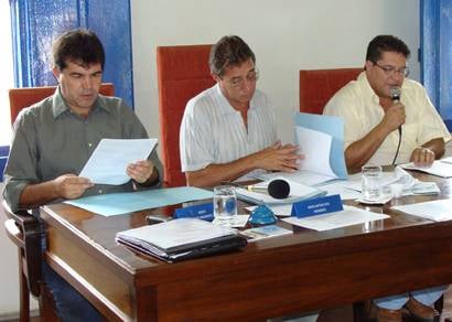 Reunião acontece, mas projetos não são votados