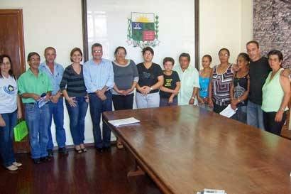Servidores municipais recebem óculos