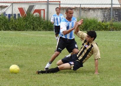 Craques do Amador perdem para a Seleção de Uberaba
