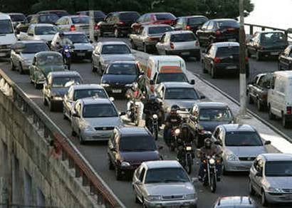 Emplacamento de veículos tem crescimento de 14,15% em 2008