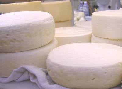 Estudo avalia influência do ecossistema no sabor do Queijo Minas Artesanal Araxá