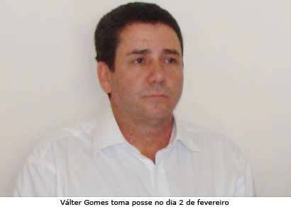 Válter Gomes é o novo reitor do Uniaraxá