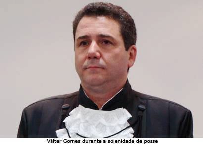 Novo reitor do Uniaraxá é empossado pela FCA