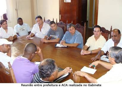 Prefeitura adianta R$ 225 mil à ACA e anuncia construção do sambódromo