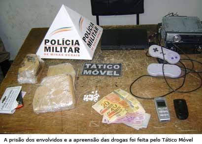 PM prende quatro homens suspeitos de tráfico no Santo Antônio