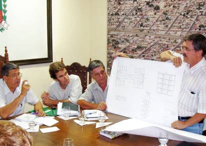 Jeová anuncia a construção de 3 mil apartamentos durante o seu governo