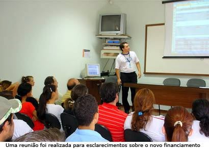 Uniaraxá lança plano de financiamento para alunos carentes