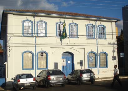 Câmara homenageia mulheres com a Medalha Leonilda Montandon