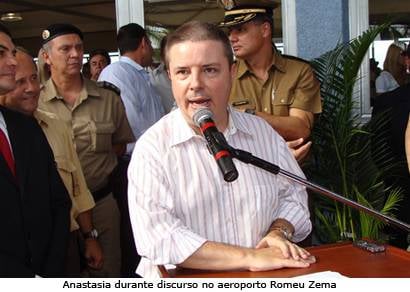 Anastasia inaugura reforma do aeroporto de Araxá