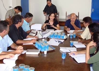 Prefeitura apresenta projeto de municipalização do trânsito aos vereadores