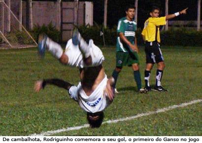 Ganso perde pênalti e só consegue empate com gol aos 45 do 2º tempo