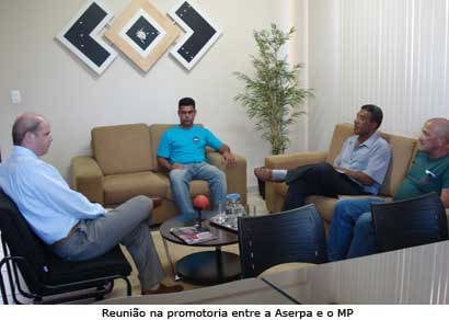 Servidores procuram Ministério Público e ainda sonham evitar demissões
