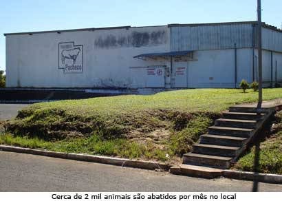 Liminar garante volta do funcionamento de frigorífico