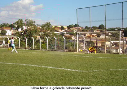 Fábio Tapira faz quatro na goleada do GEF em cima do Trianon