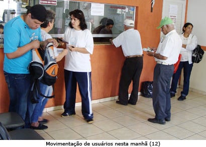 População cobra medicamentos e melhor atendimento na Farmácia Municipal