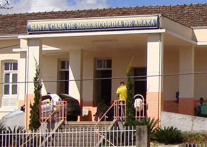 Mulher com suspeita de gripe suína morre na Santa Casa