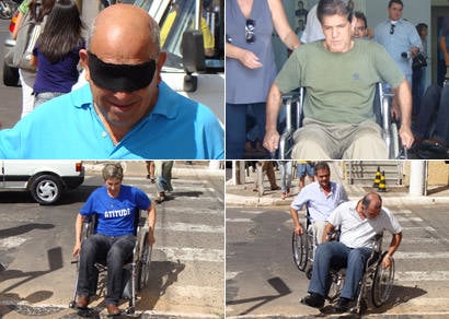 Vereadores sentem na pele as dificuldades dos deficientes