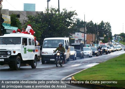 Prefeitura faz carreata com frota do município