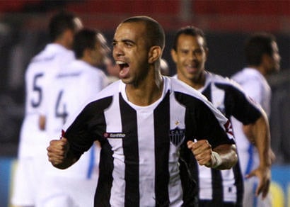 Atlético chega na noite desta segunda