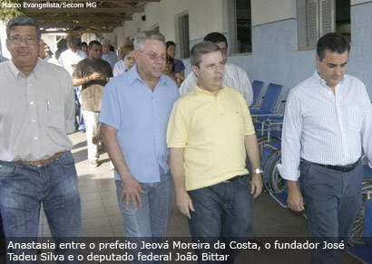 Governador em exercício visita Casa do Caminho