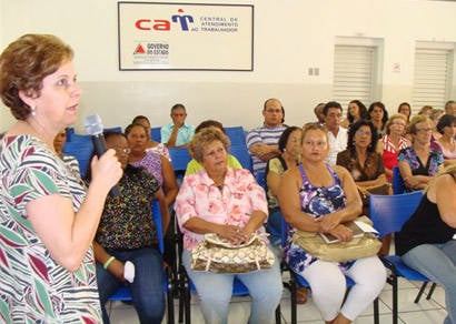 Estrutura para artesãos e comerciantes no Barreiro é debatida pela prefeitura