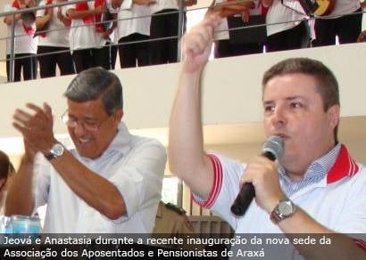Jeová confirma apoio a Anastasia