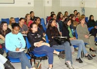 Universitários da Ufop conhecem atrativos turísticos de Araxá