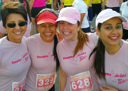 Atletas de Araxá participam de corrida de rua feminina em Belo Horizonte