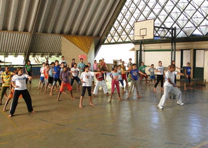 Alunos do Caic recebem Projeto Taekwondo Arte de Ensinar
