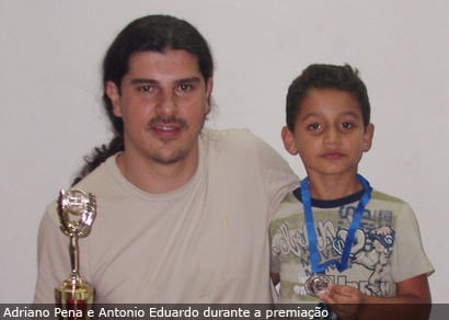 Adriano Pena é vice no Torneio de Xadrez dos Bancários de Uberaba
