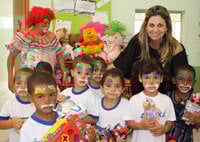 Empresária Paula Abdanur lança campanha Brincadeira Solidária
