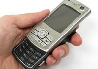 Brasil já tem praticamente uma linha de telefone celular por habitante