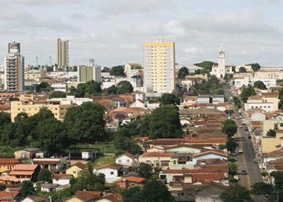 Araxá tem 1.133 mulheres a mais do que homens