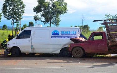 Jovem morre ao parar veículo para verificar problema mecânico