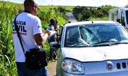 Peça se solta de caminhão e causa morte de dois jovens na BR-262