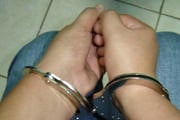 Jovem ameaça pais e ateia fogo dentro de casa
