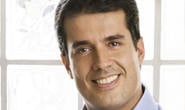 Hoje tem André Trigueiro pelo Circuito CBMM de Cultura
