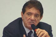 Aracely renuncia da pensão concedida a ex-prefeitos de Araxá