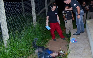 Jovem é encontrado morto no campo do canil