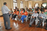 Prefeito repassa mais de R$ 950 mil a entidades