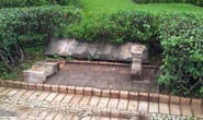 Praça Governador Valadares é alvo de vandalismo em Araxá