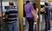 Serasa diz que greve dos bancários explica queda de 9,8% na busca por crédito