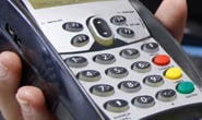 Serviços de saque e débito da Caixa estão indisponíveis neste domingo
