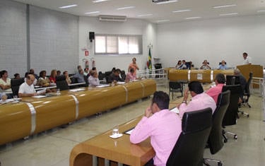 Vereadores apreciam 11 projetos que estavam na pauta da Câmara de Araxá