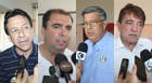 Candidatos a prefeito votam pela manhã