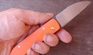 Corta braço do marido que queria comprar mais bebida