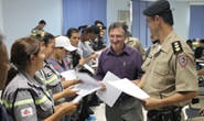 Agentes de trânsito e vigilantes patrimoniais recebem certificado